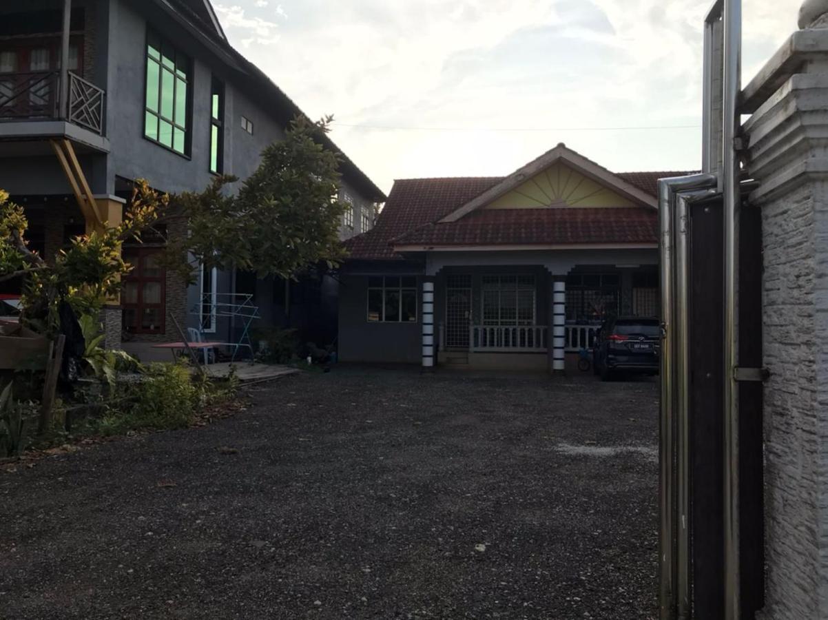 Cozy Homestay Che Yang Kuala Terengganu Kültér fotó